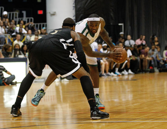 与乡村少年 与乡村少年